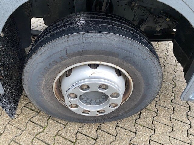DAIMLER-BENZ Atego