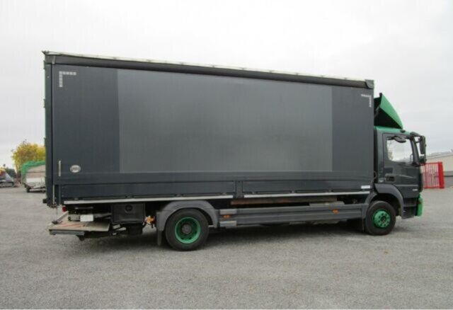 DAIMLER-BENZ Atego
