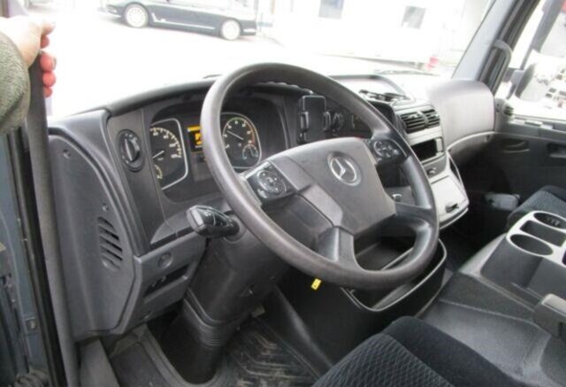 DAIMLER-BENZ Atego