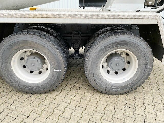IVECO-MAGIRUS Trakker