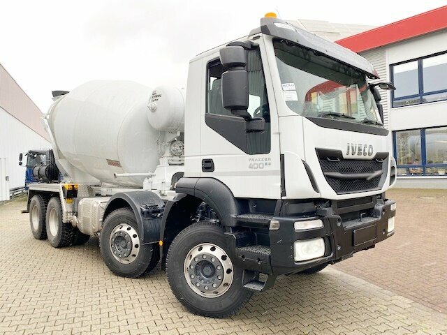 IVECO-MAGIRUS Trakker