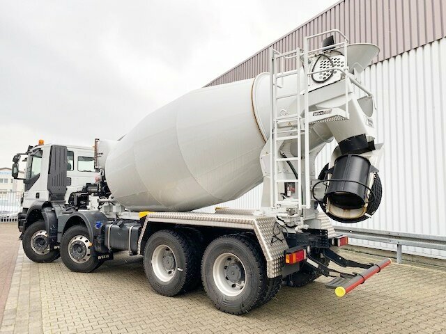 IVECO-MAGIRUS Trakker
