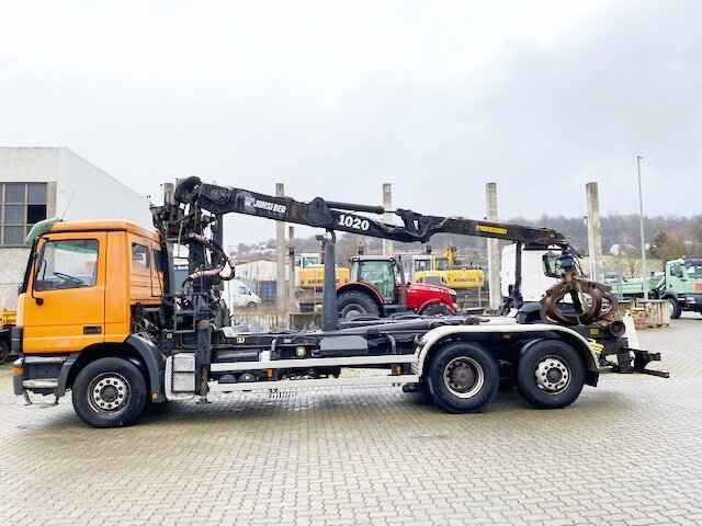 DAIMLER-BENZ Actros