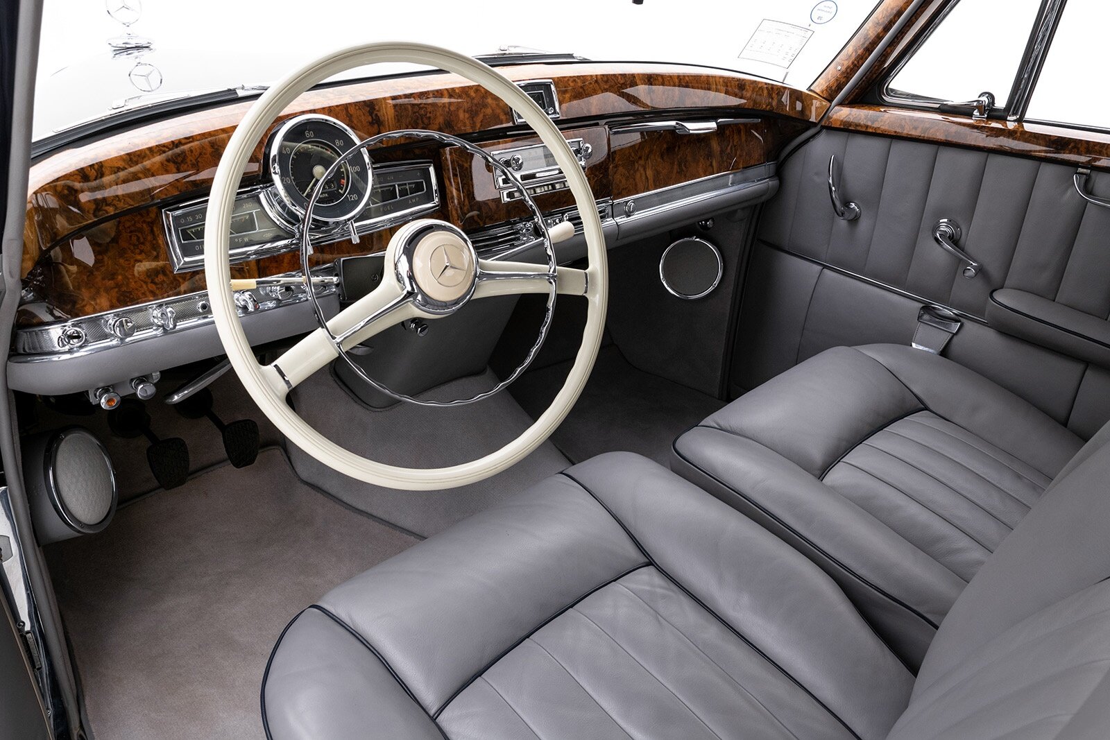 https://image01.gassmann-truck.de//0111631002/bilder/web1600/64403_9.jpg?1750682518