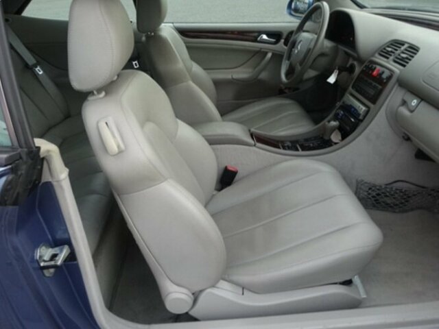 Mercedes-Benz CLK 320