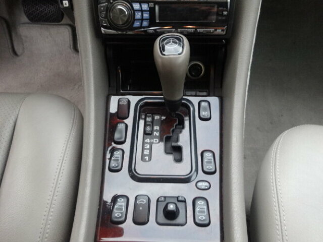 Mercedes-Benz CLK 320