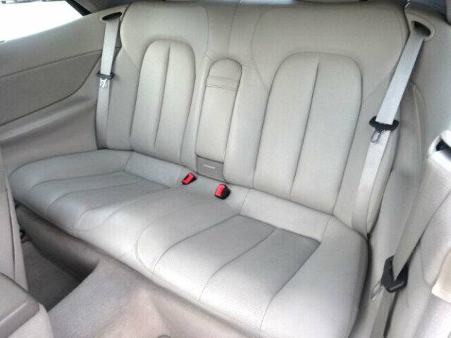 Mercedes-Benz CLK 320