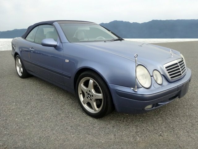 Mercedes-Benz CLK 320