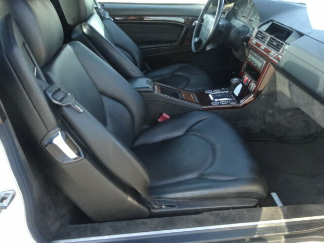 Mercedes-Benz SL 320