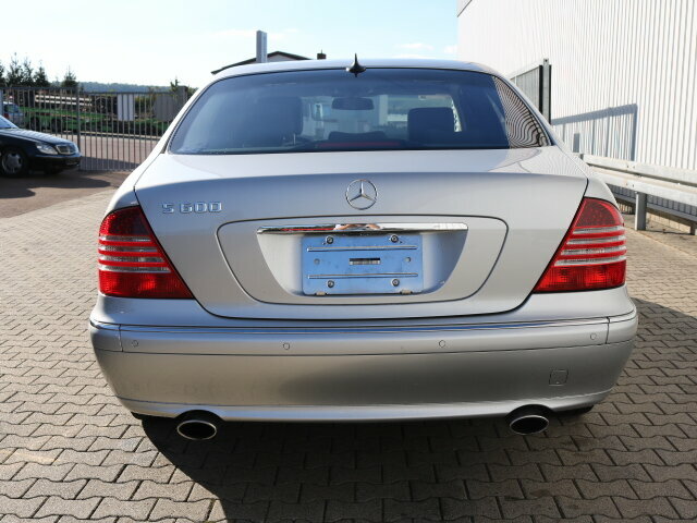 Mercedes-Benz S 600