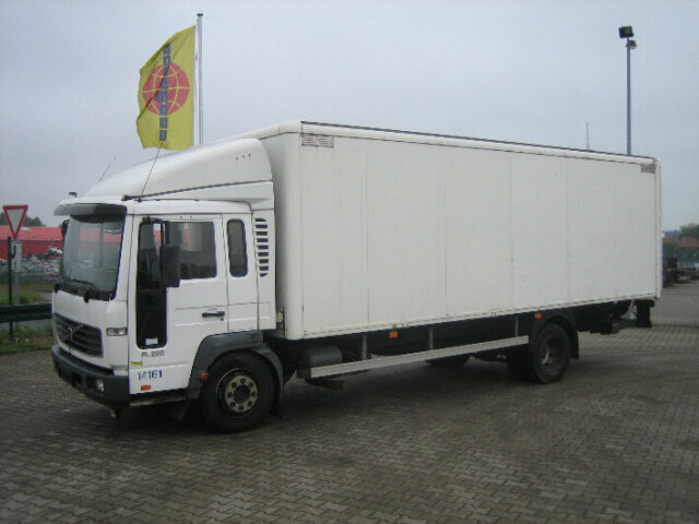 Volvo FL