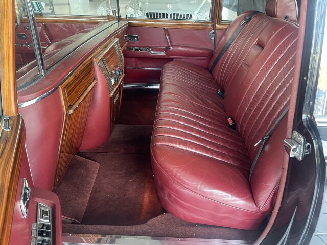 Mercedes-Benz 600