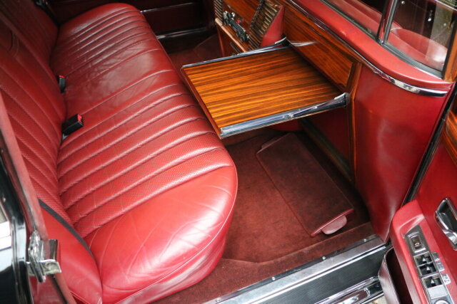 Mercedes-Benz 600