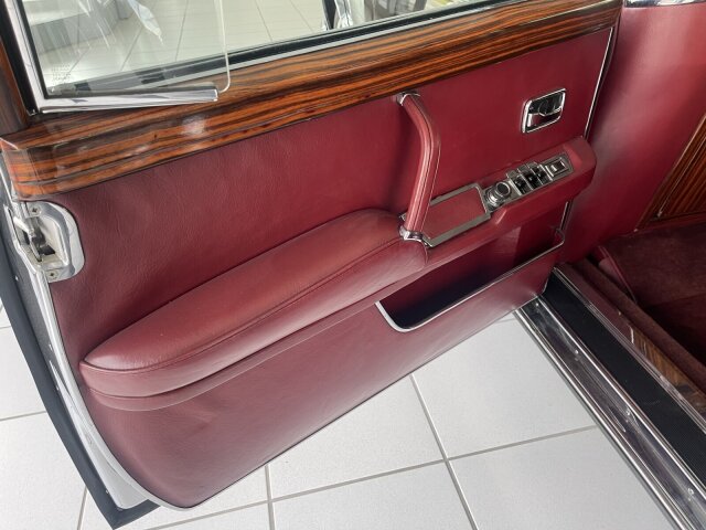 Mercedes-Benz 600