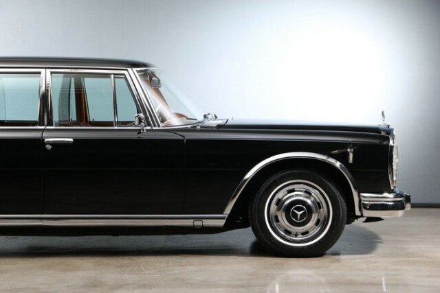 Mercedes-Benz 600