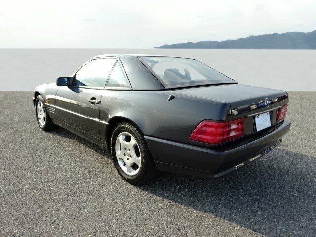 Mercedes-Benz SL 320