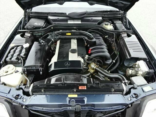 Mercedes-Benz SL 320