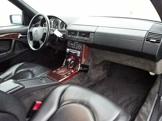 Mercedes-Benz SL 320