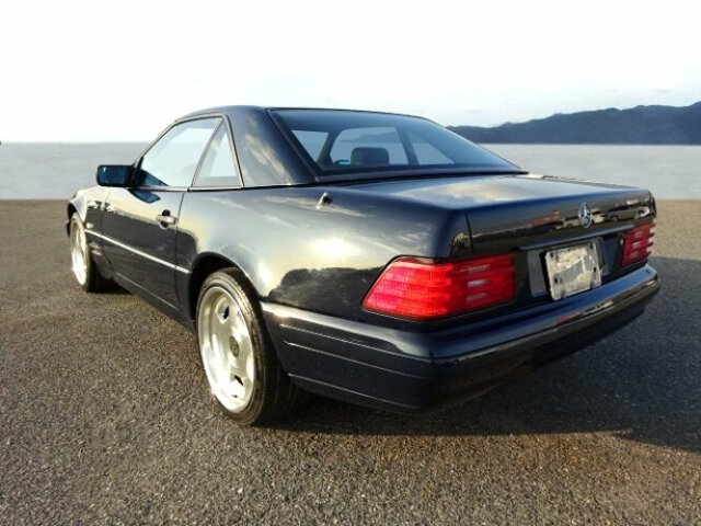 Mercedes-Benz SL 320