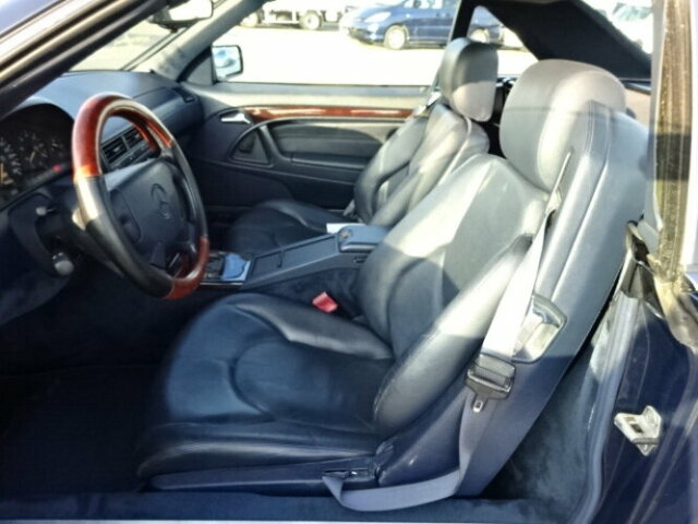 Mercedes-Benz SL 320