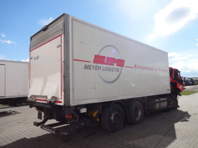 Iveco Stralis AT 260