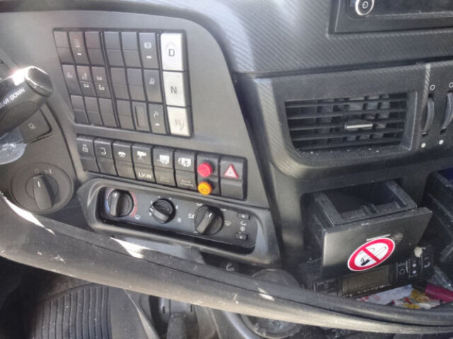 Iveco Stralis AT 260