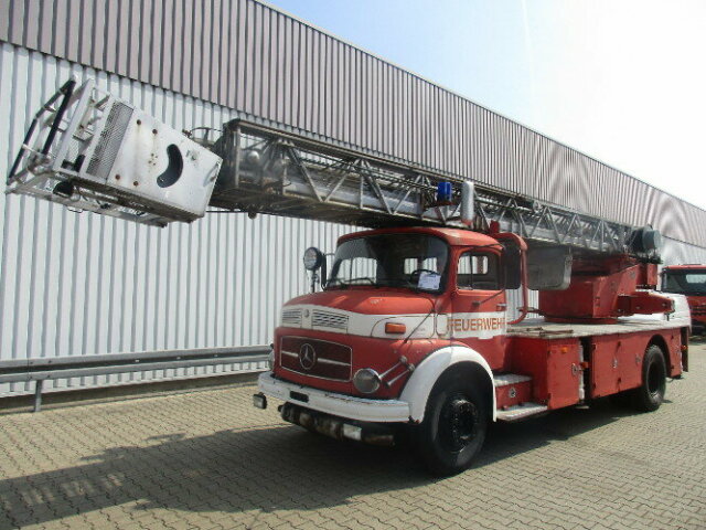 Mercedes-BenzL 1519 4x2 Feuerwehr Drehleiter DL30