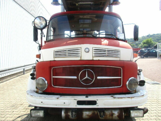 Mercedes-Benz -