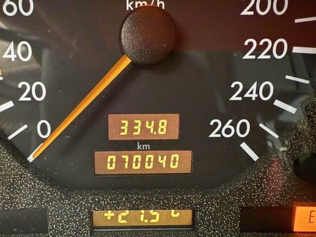 Mercedes-Benz SL 320