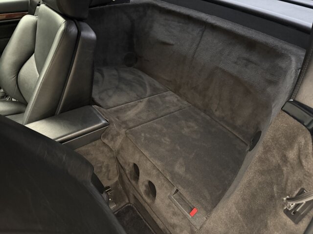 Mercedes-Benz SL 320