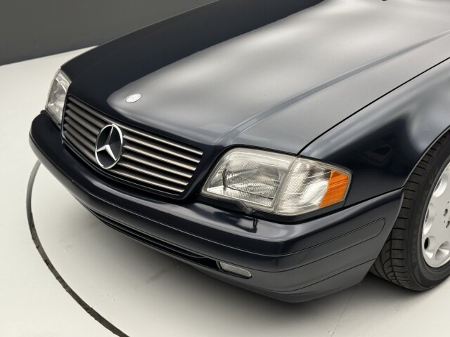 Mercedes-Benz SL 320