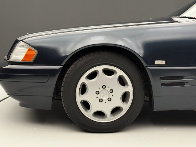 Mercedes-Benz SL 320