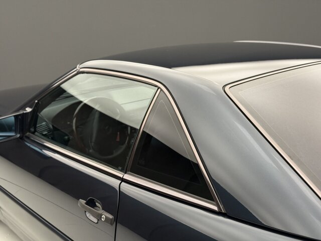 Mercedes-Benz SL 320