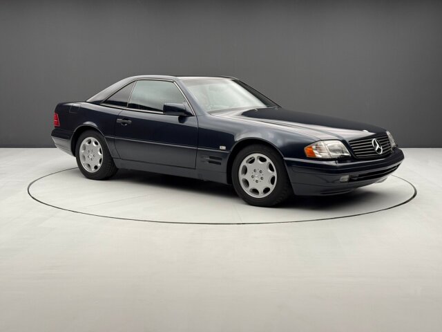 Mercedes-Benz SL 320