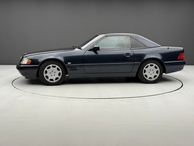 Mercedes-Benz SL 320