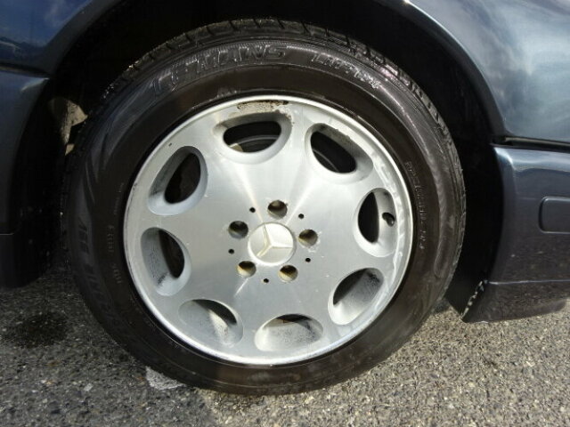 Mercedes-Benz SL 320