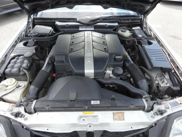 Mercedes-Benz SL 320