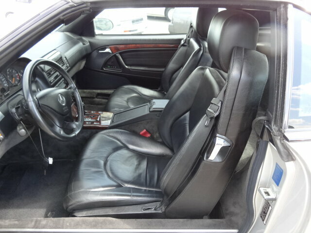 Mercedes-Benz SL 320