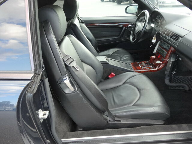 Mercedes-Benz SL 320