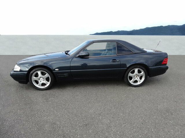 Mercedes-Benz SL 320