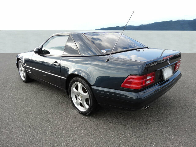 Mercedes-Benz SL 320