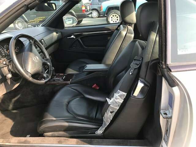 Mercedes-Benz SL 320