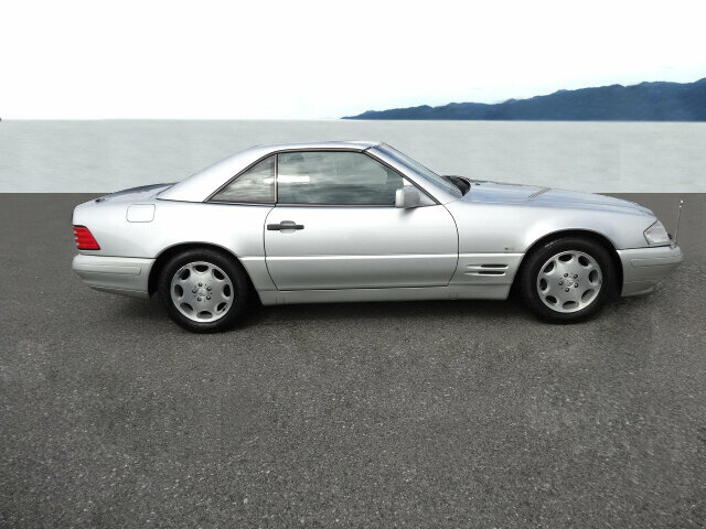 Mercedes-Benz SL 320