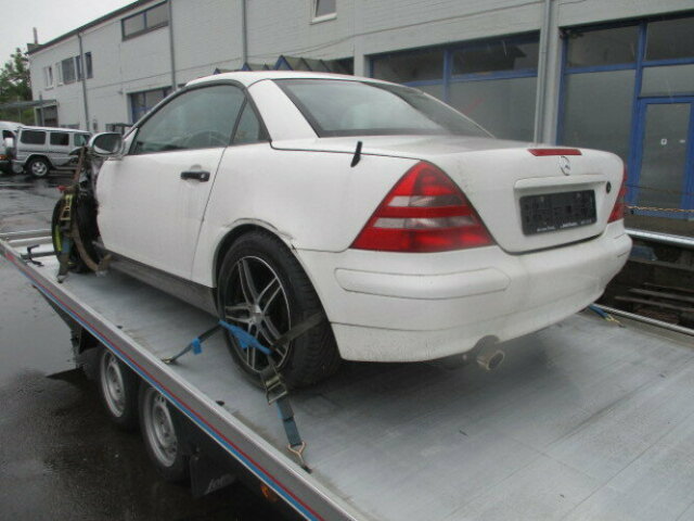 Mercedes-Benz SLK 200