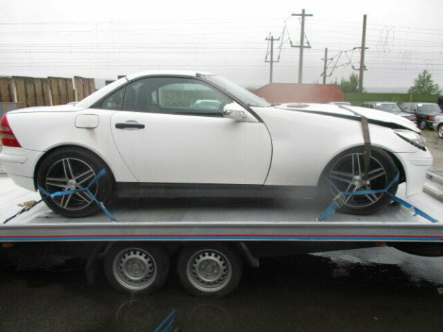 Mercedes-Benz SLK 200