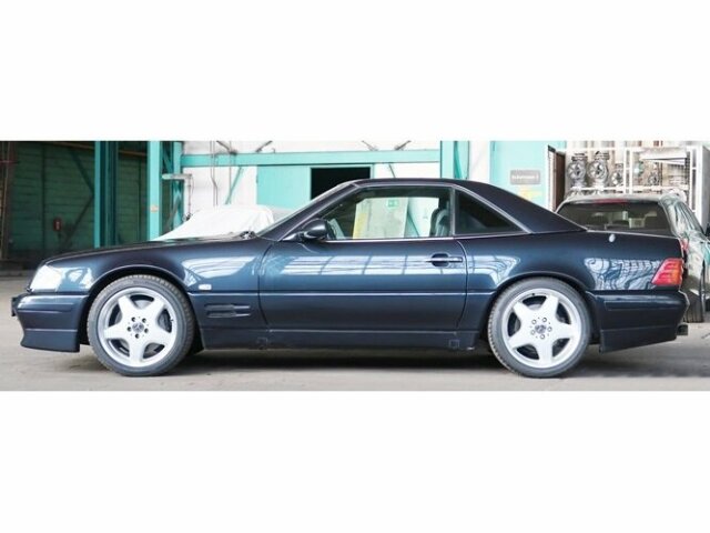 Mercedes-Benz SL 320