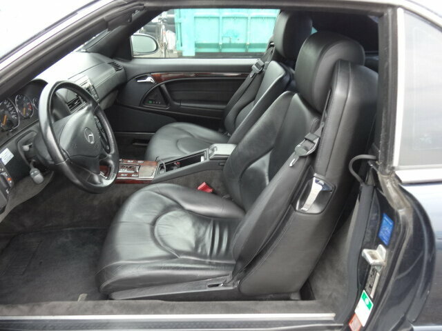 Mercedes-Benz SL 320