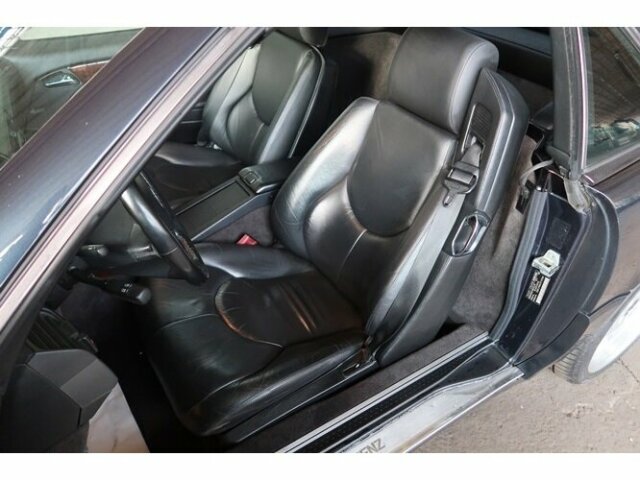 Mercedes-Benz SL 320