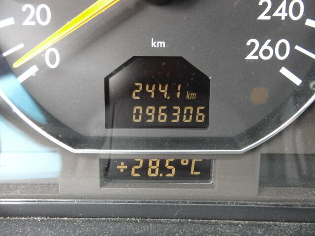 Mercedes-Benz SL 320