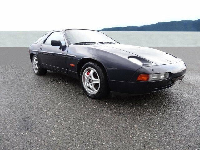 Porsche 928